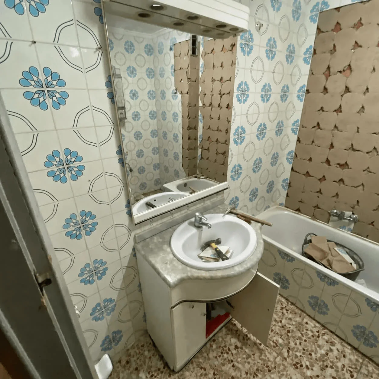 Antes — Reforma de baño completa